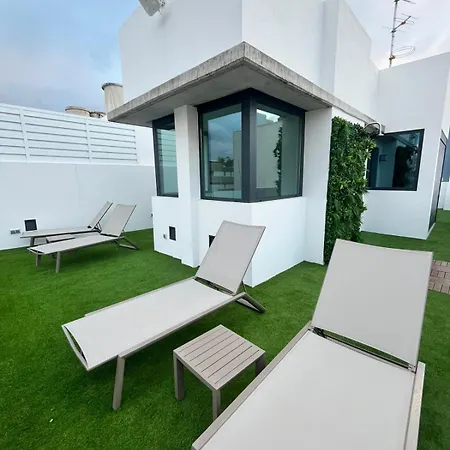 Apartament Moderno Costa 49 3-d *